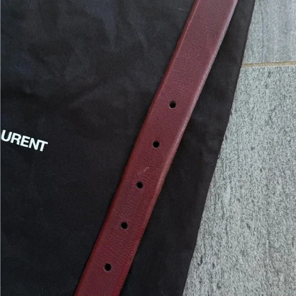 YSL Saint Laurent Burgundy Vintage Leather Belt with Gold Logo - Picture 3 of 12